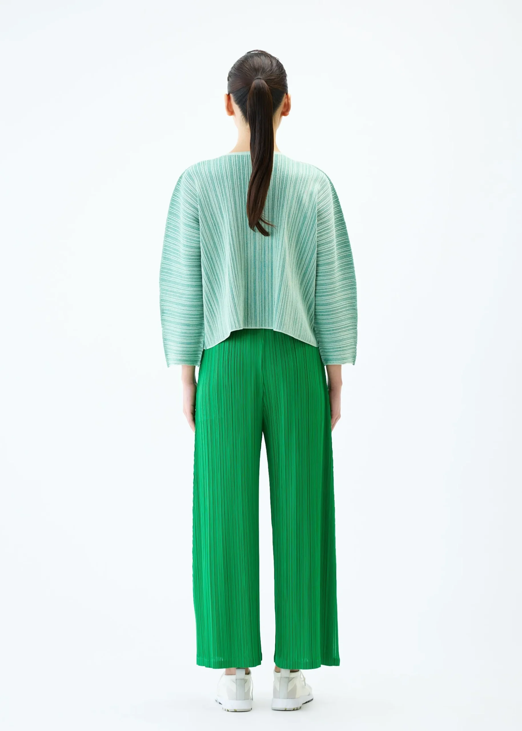 apoc_shell_6.webp A-POC SHELL