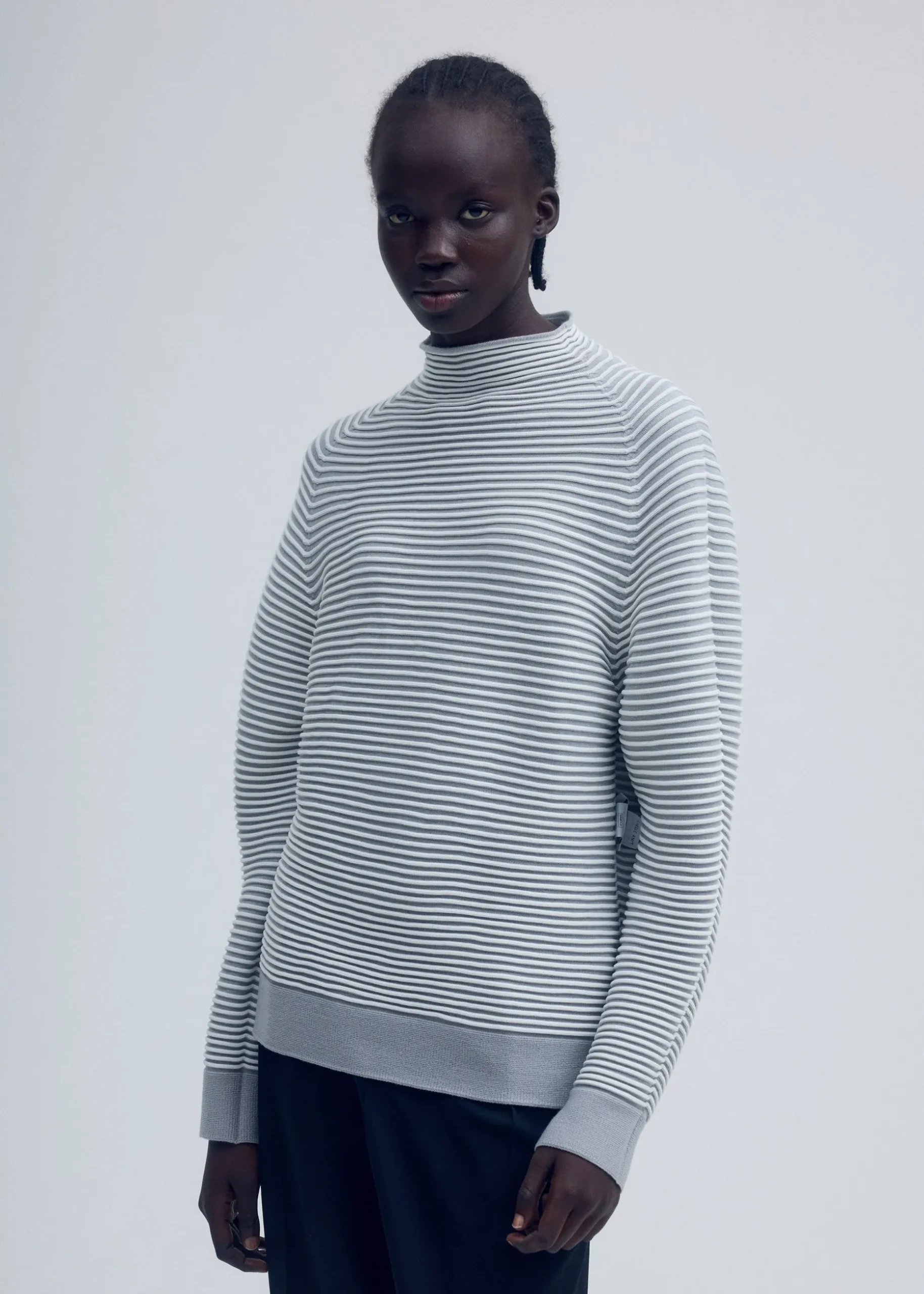 circle_knit_5.webp CIRCLE KNIT