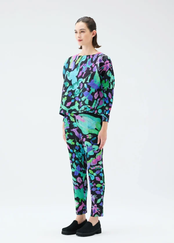 DANCE WITH NEW FRIENDS