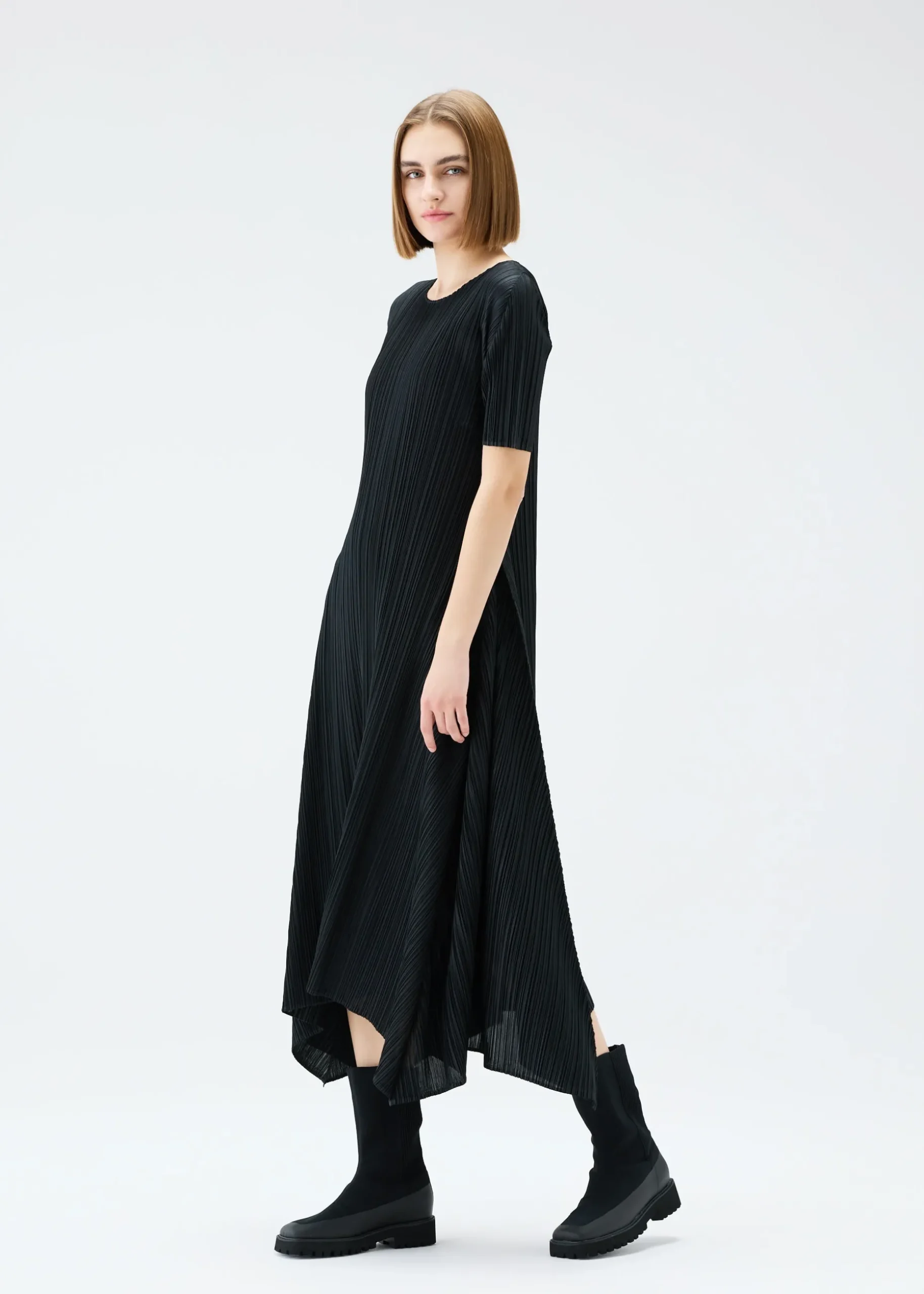 efficient_square_7.webp EFFICIENT SQUARE