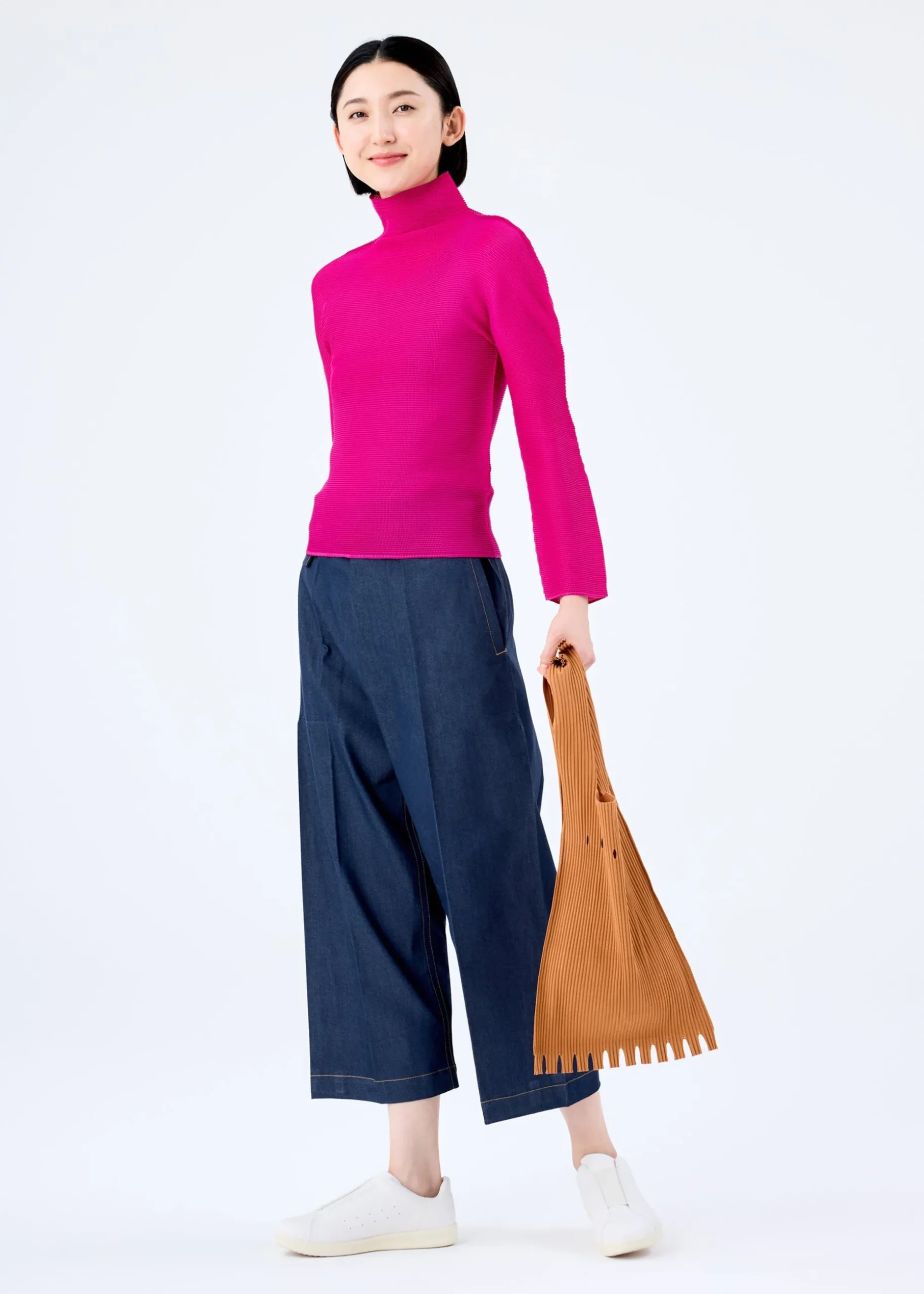 fringe_fine_knit_pleats_b_4.webp FRINGE FINE KNIT PLEATS BAG