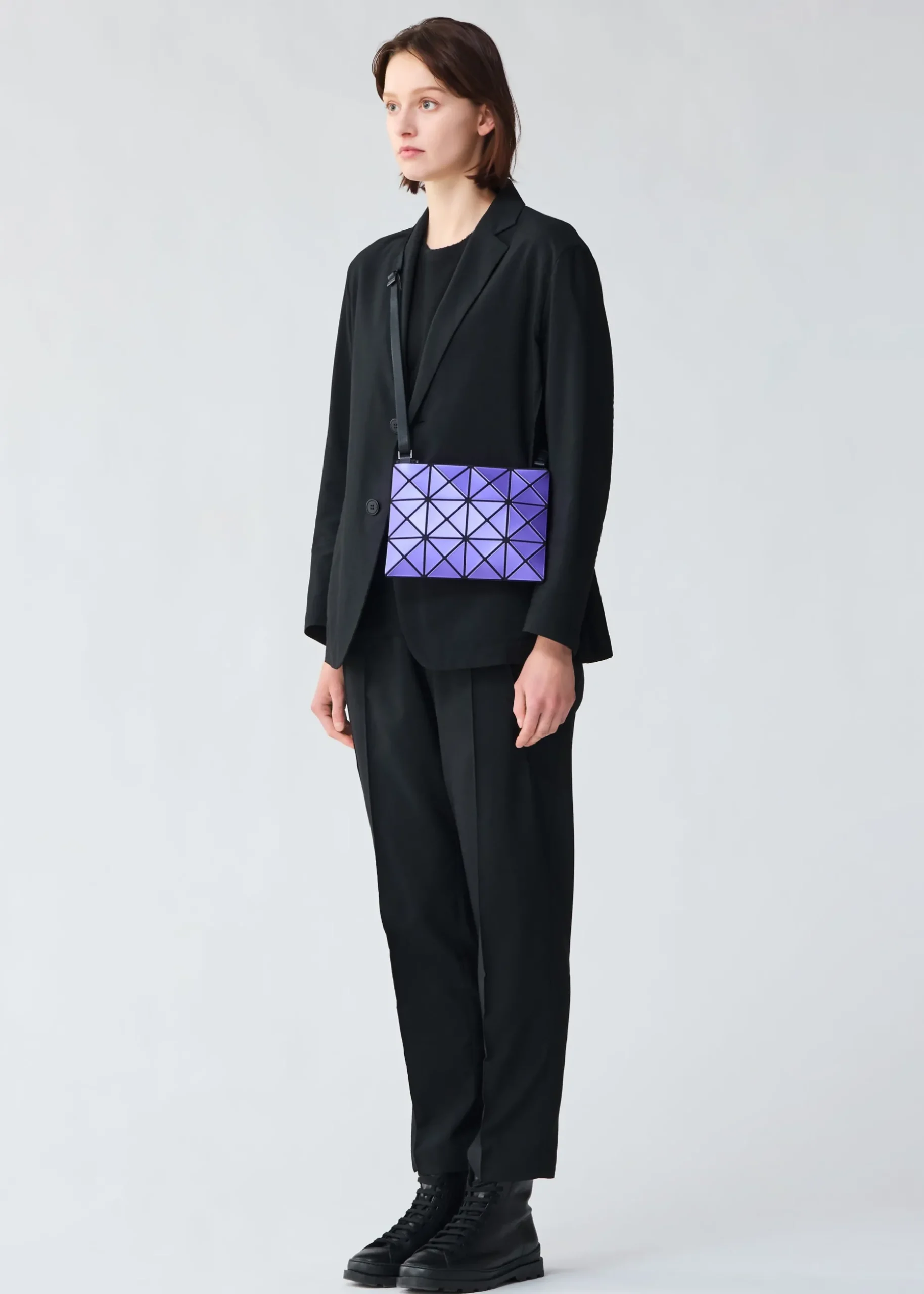 lucent_metallic_7-1.webp LUCENT METALLIC