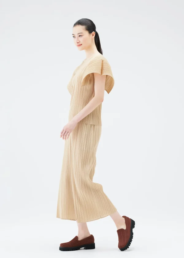 MONTHLY COLORS : AUGUST