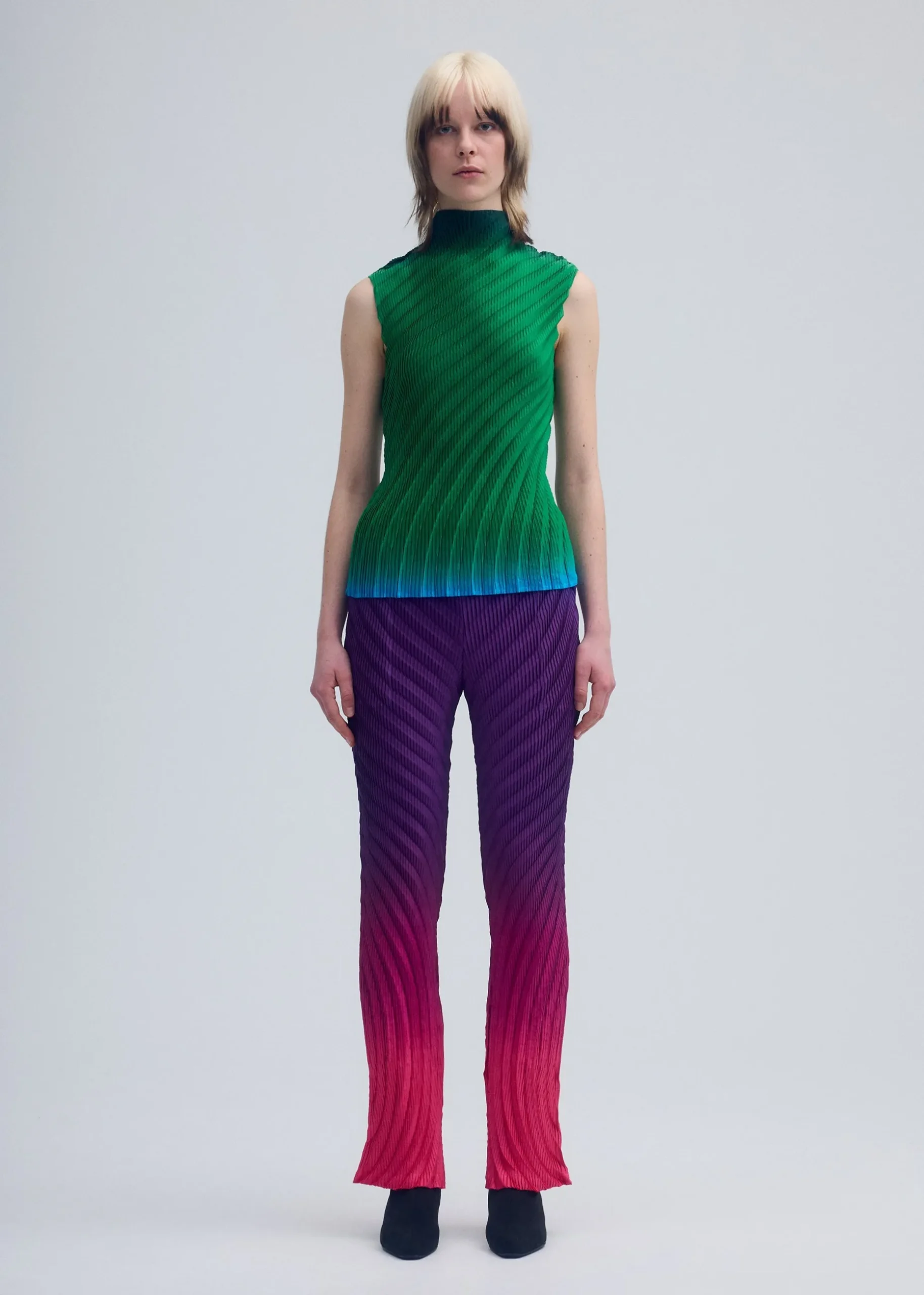 nuance_pleats_4-1.webp NUANCE PLEATS