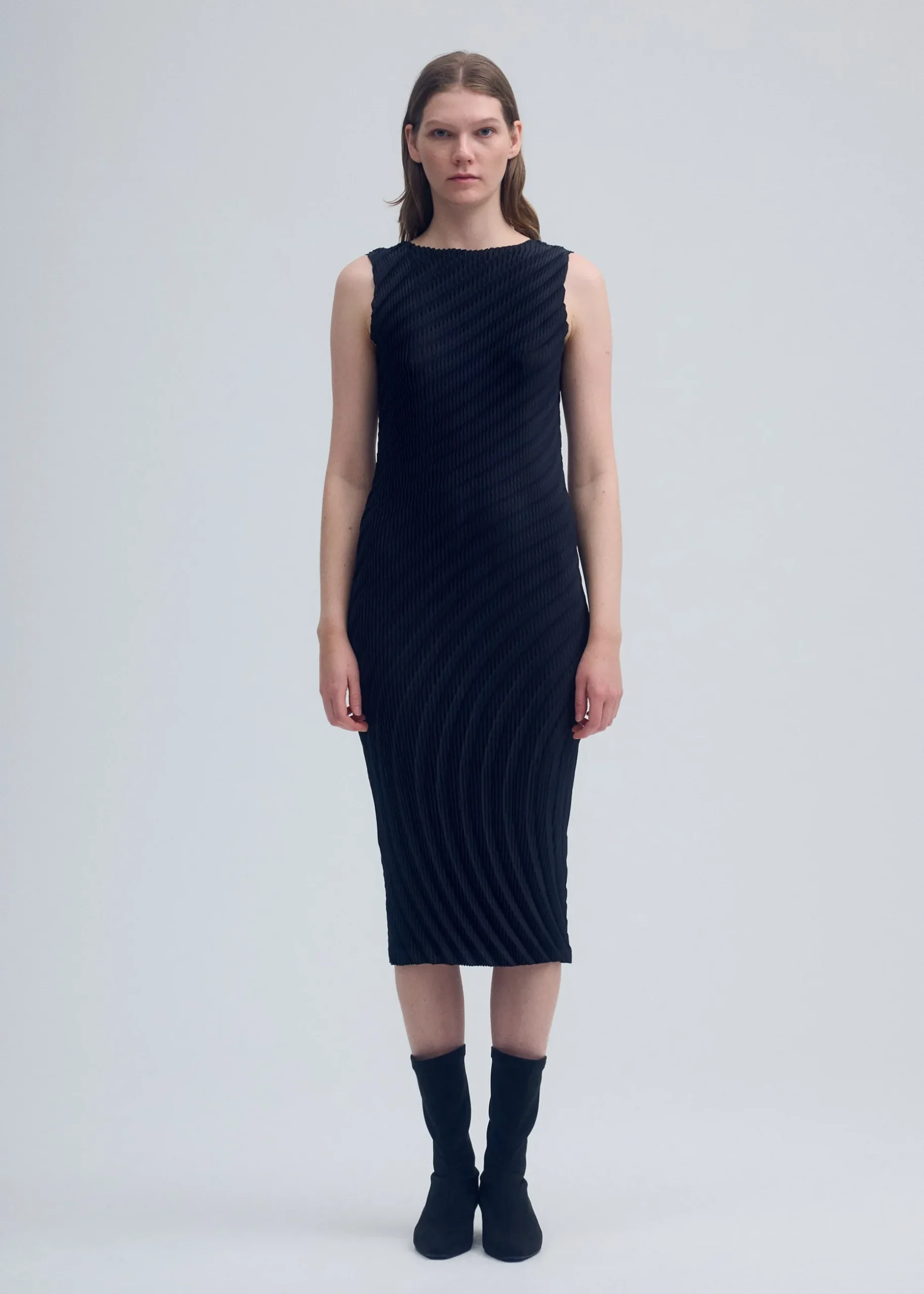 nuance_pleats_solid_4.webp NUANCE PLEATS SOLID