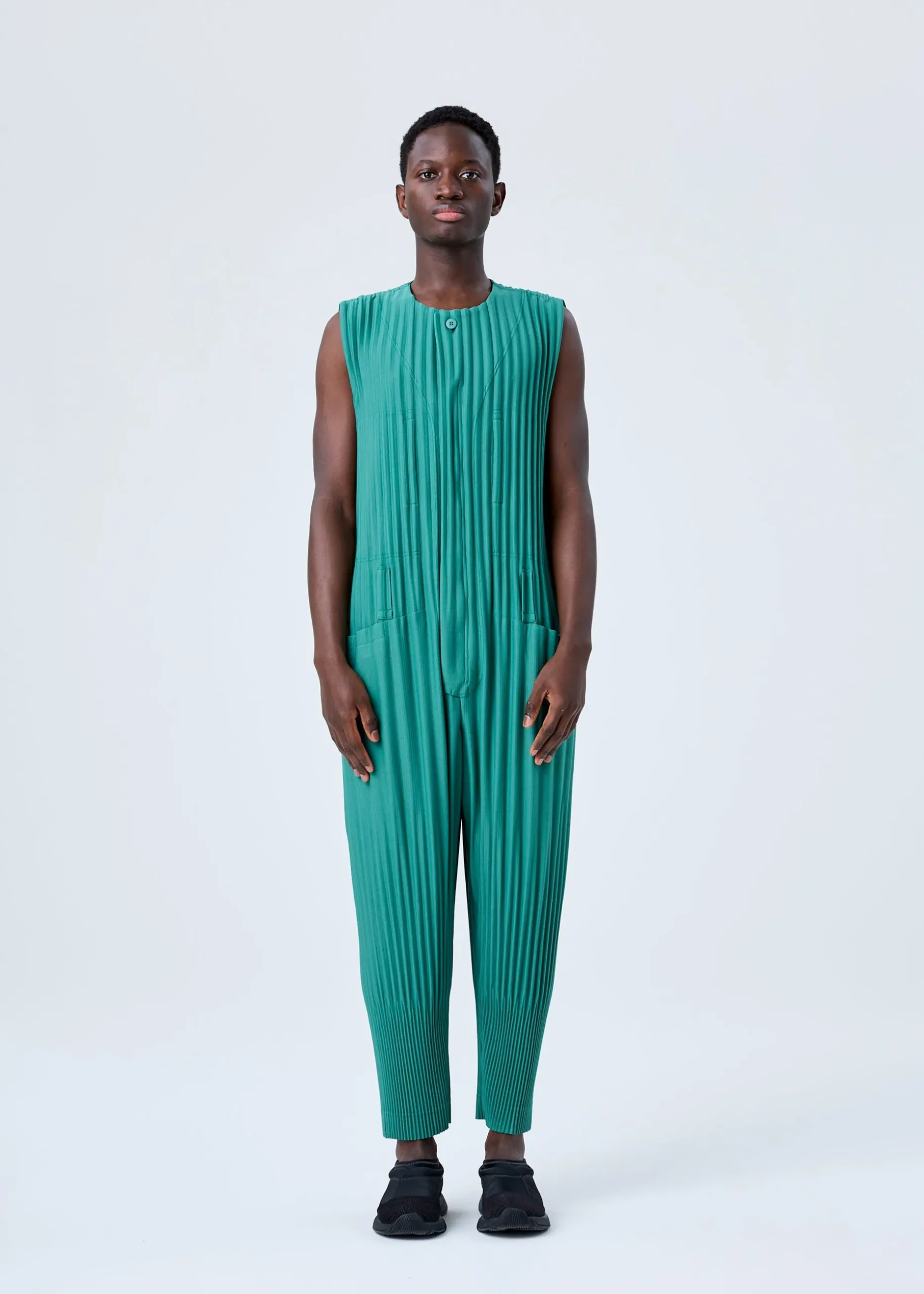 pleats_bottoms__5-6.webp PLEATS BOTTOMS 2