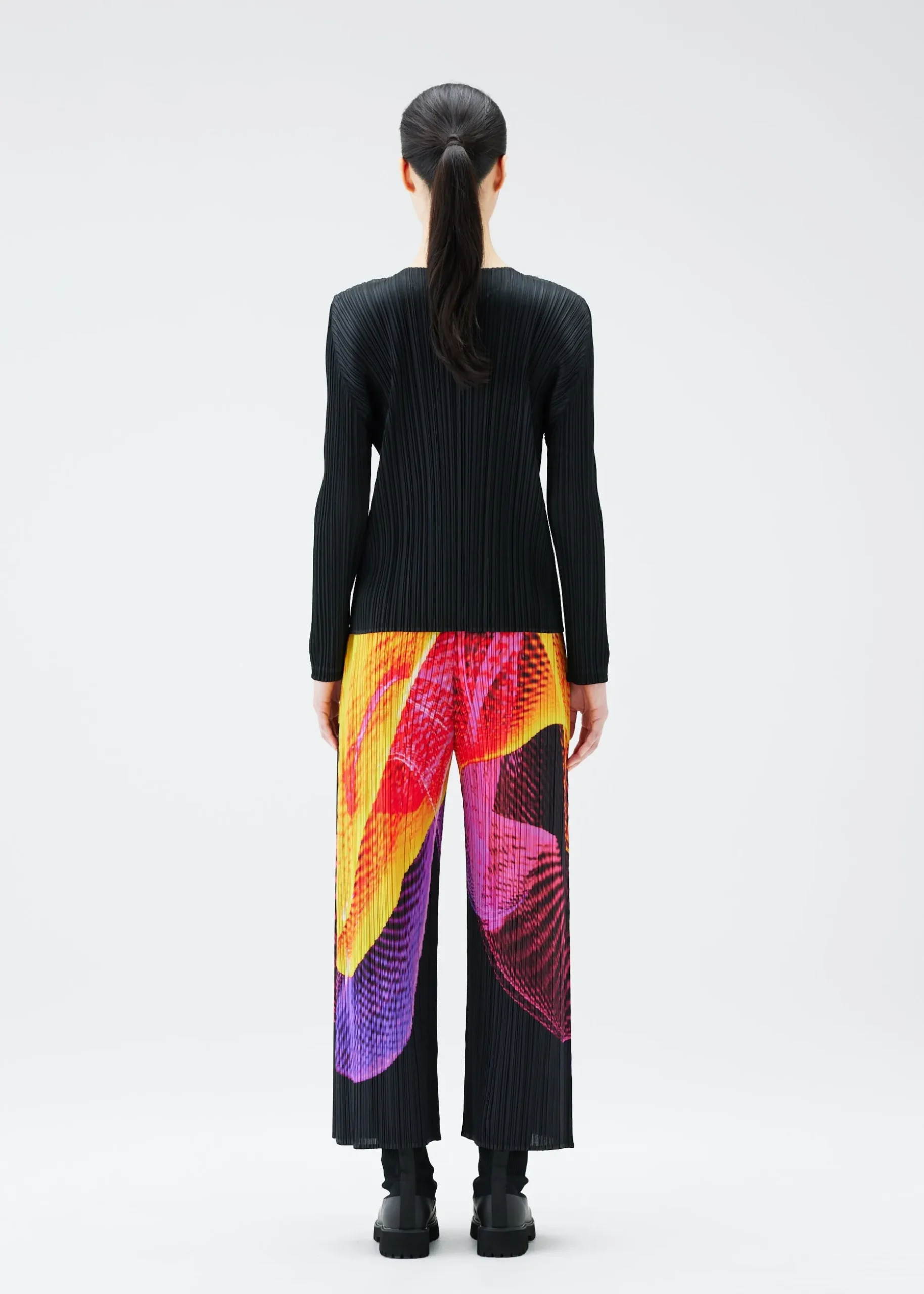 spectrum_4-2.webp SPECTRUM