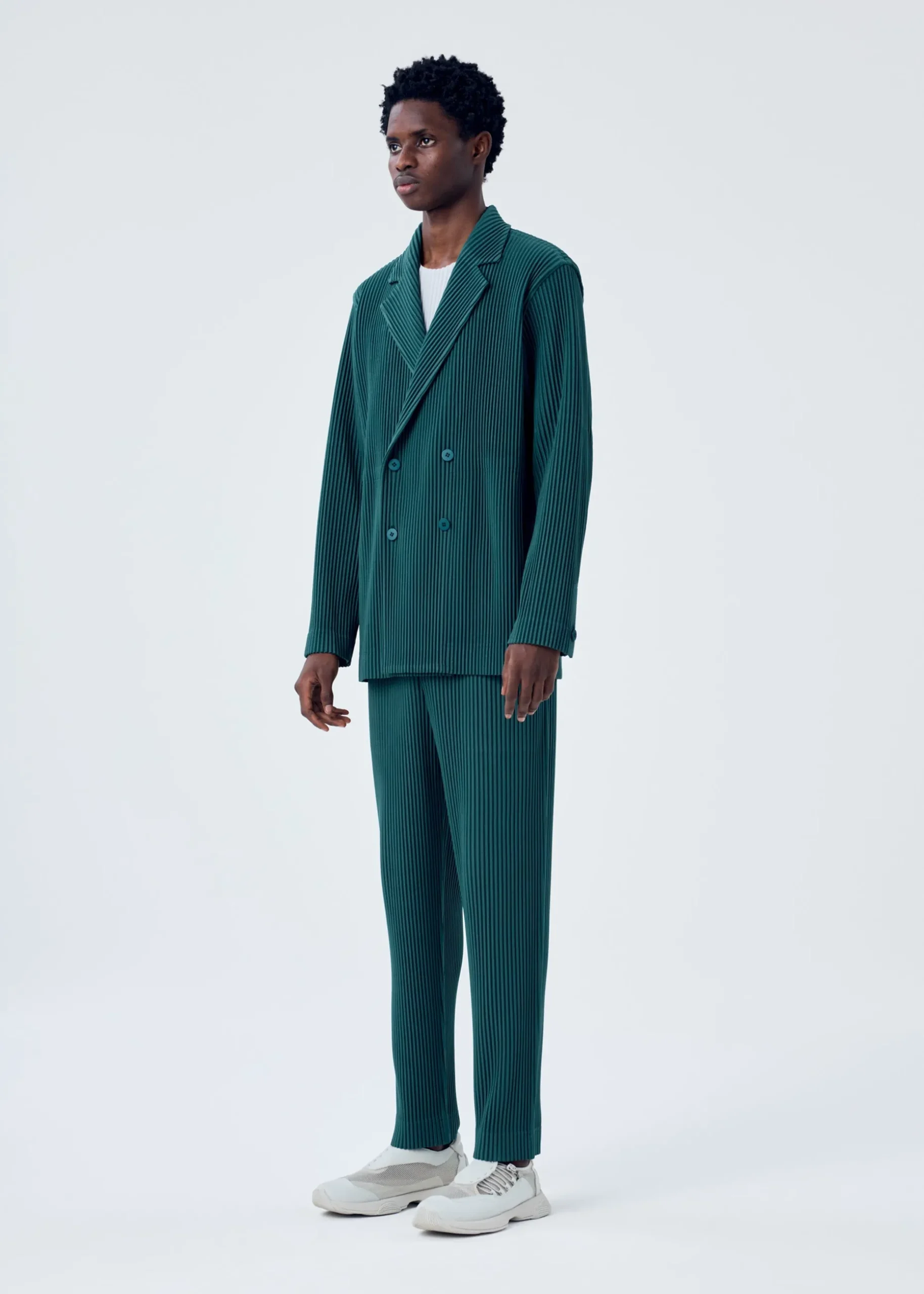 tailored_pleats__6-9.webp TAILORED PLEATS 1