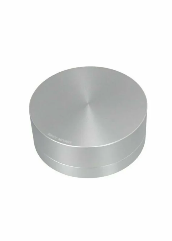 TO　Designed by Tokujin Yoshioka